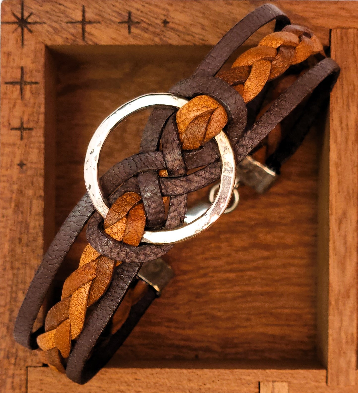 Eternity Bracelet - Chocolate and Saddle Tan